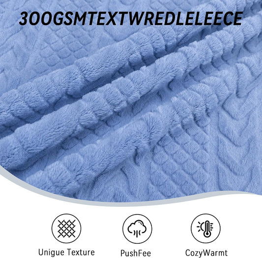 Mens Hooded Plush Robe, Ultra Soft Bathrobe for Men, Warm Cozy Fleece Robe with Pockets