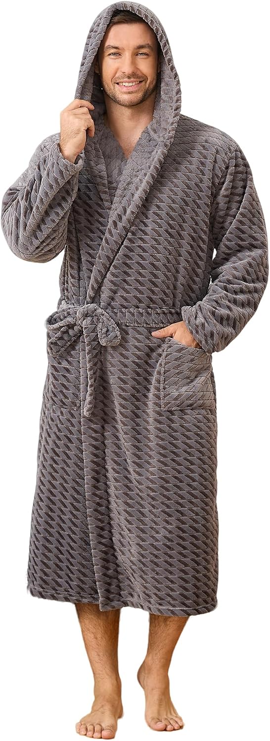 U2SKIIN Mens Plush Fleece Hooded Robe, Soft Warm Long Bathrobe with Pockets, Cozy Spa Shower Robe for Men