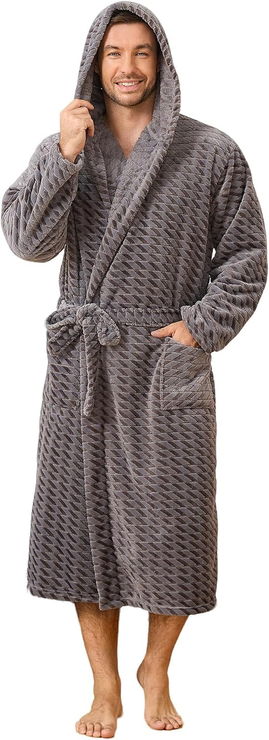 U2SKIIN Mens Plush Fleece Hooded Robe, Soft Warm Long Bathrobe with Pockets, Cozy Spa Shower Robe for Men