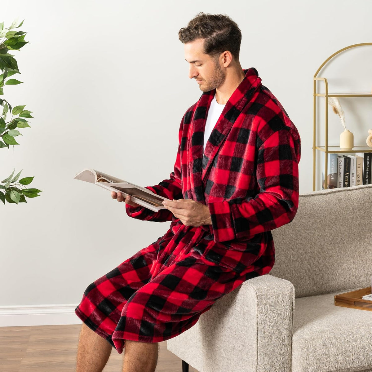 PAVILIA Mens Fleece Robe, Warm Bathrobe with Shawl Collar, Pockets & Belt
