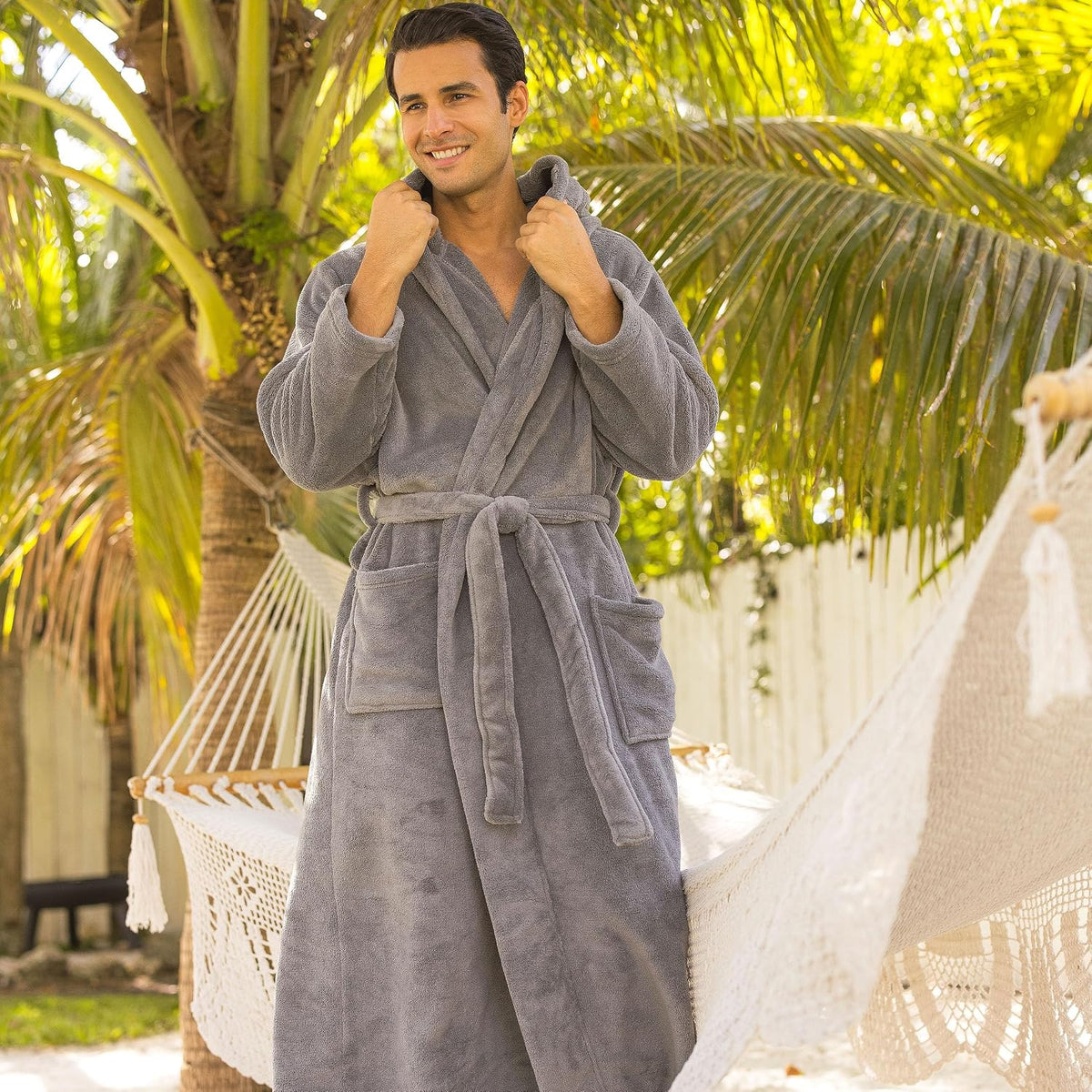 Men's Plush Fleece Hooded Robe with Pockets, Long Bathrobe